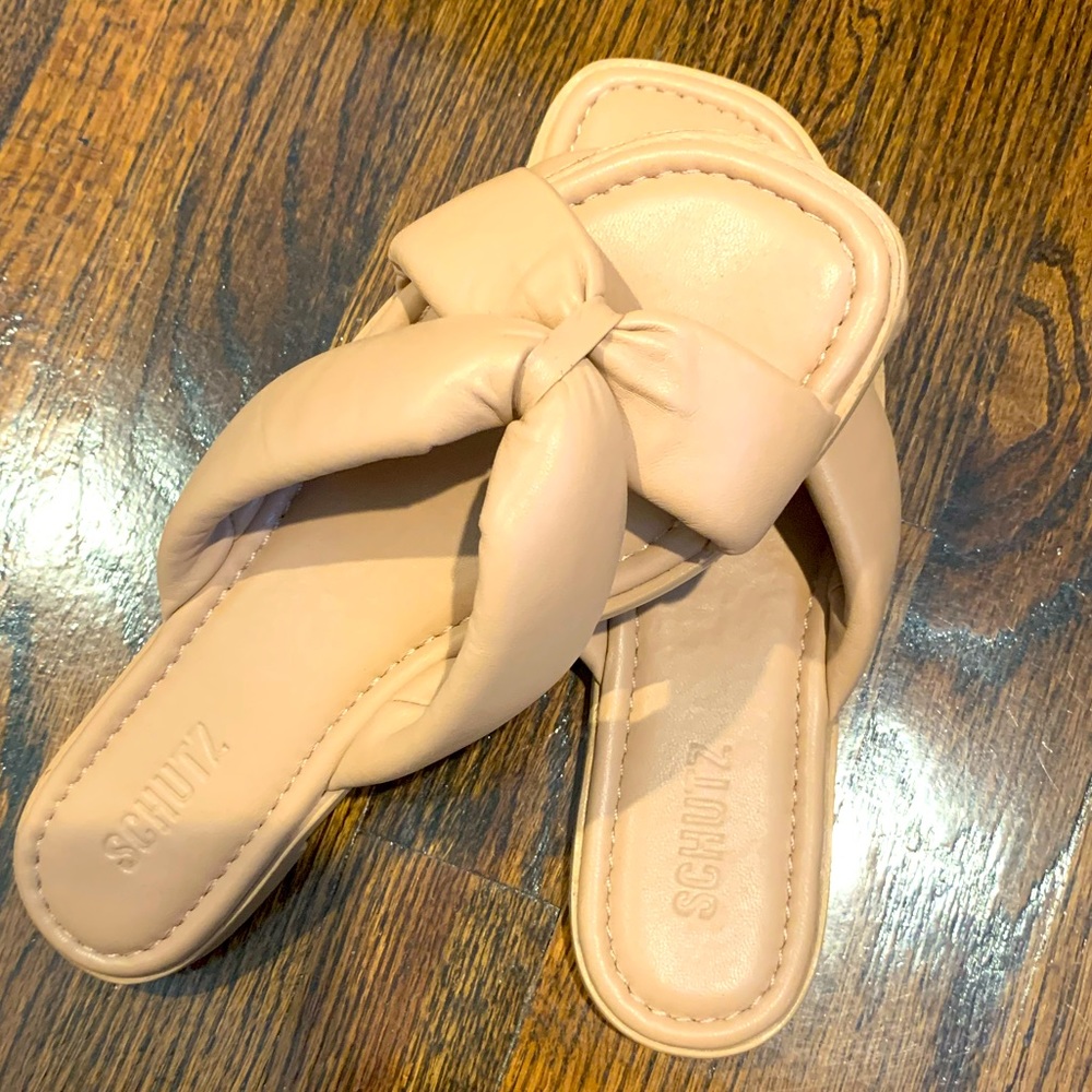 Schutz Fairy Flat Sandal- 8.5 - honey beige